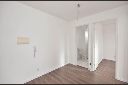 Apartamento para alugar com 34m², 2 quartos e sem vaga Apartamento para alugar com 34m², 2 quartos e sem vagaSala