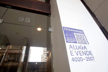 Apartamento à venda com 99m², 3 quartos e sem vagaPlaquinha