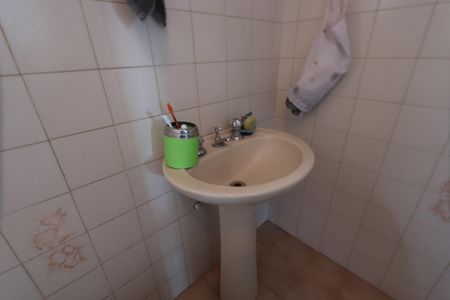 Casa à venda com 75m², 3 quartos e 1 vagaBanheiro da Suíte 2