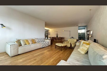 Apartamento à venda com 200m², 2 quartos e 2 vagas