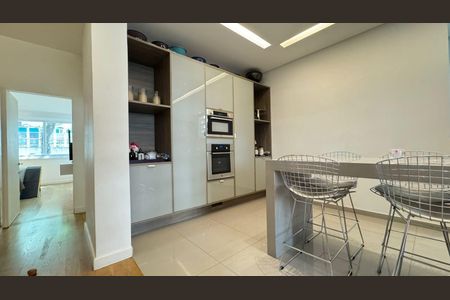 Apartamento à venda com 200m², 2 quartos e 2 vagas