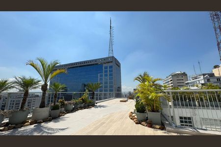 Apartamento à venda com 200m², 2 quartos e 2 vagas