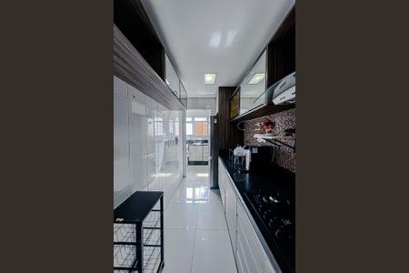 Apartamento à venda com 76m², 3 quartos e 2 vagasCozinha