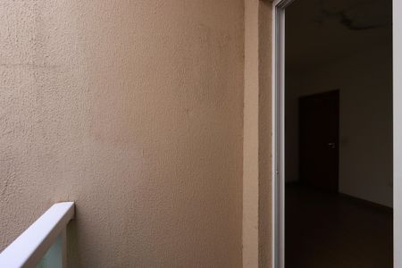 Apartamento à venda com 80m², 2 quartos e 1 vagaSacada da Sala