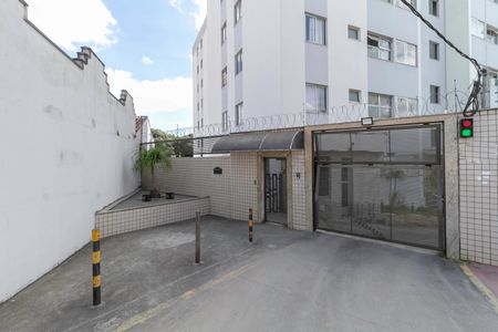 Apartamento à venda com 60m², 3 quartos e 1 vaga Apartamento à venda com 60m², 3 quartos e 1 vagaFachada do condomínio