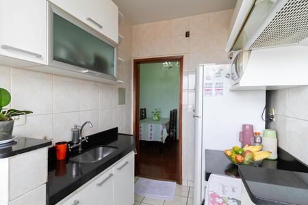 Apartamento à venda com 60m², 3 quartos e 1 vaga Apartamento à venda com 60m², 3 quartos e 1 vagaCozinha e Área de Serviço