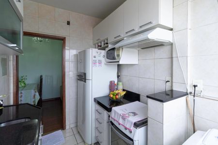 Apartamento à venda com 60m², 3 quartos e 1 vaga Apartamento à venda com 60m², 3 quartos e 1 vagaCozinha e Área de Serviço