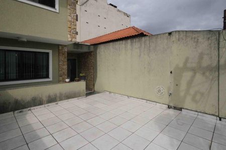 Casa à venda com 138m², 3 quartos e 2 vagas Casa à venda com 138m², 3 quartos e 2 vagasVaranda