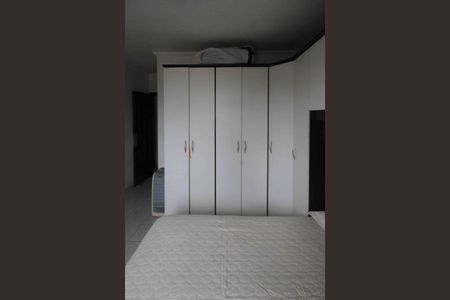 Casa à venda com 138m², 3 quartos e 2 vagas Casa à venda com 138m², 3 quartos e 2 vagasSuíte