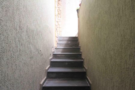 Casa à venda com 138m², 3 quartos e 2 vagas Casa à venda com 138m², 3 quartos e 2 vagasescada