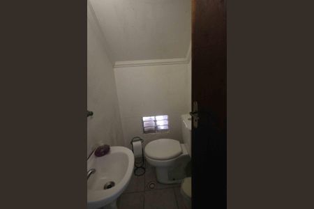 Casa à venda com 138m², 3 quartos e 2 vagas Casa à venda com 138m², 3 quartos e 2 vagasLavabo