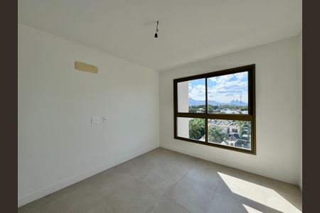 Apartamento à venda com 121m², 3 quartos e 2 vagasSuíte