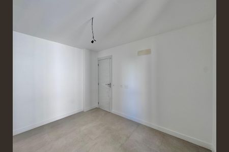 Apartamento à venda com 121m², 3 quartos e 2 vagasQuarto 2