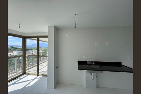 Apartamento à venda com 121m², 3 quartos e 2 vagasCozinha e Área de Serviço