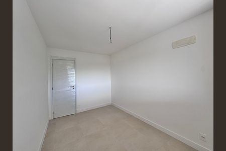 Apartamento à venda com 188m², 4 quartos e 3 vagas Apartamento à venda com 188m², 4 quartos e 3 vagasQuarto 2