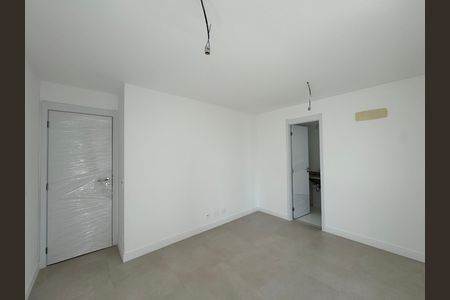 Apartamento à venda com 188m², 4 quartos e 3 vagas Apartamento à venda com 188m², 4 quartos e 3 vagasSuíte 1