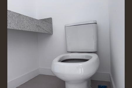 Apartamento à venda com 188m², 4 quartos e 3 vagas Apartamento à venda com 188m², 4 quartos e 3 vagasLavabo