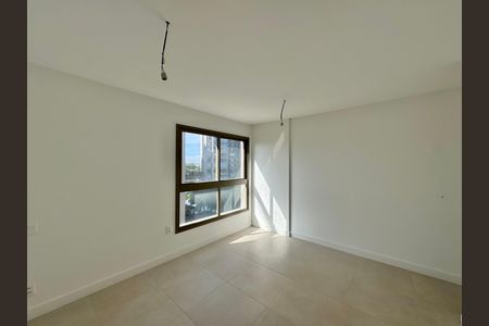 Apartamento à venda com 188m², 4 quartos e 3 vagas Apartamento à venda com 188m², 4 quartos e 3 vagasSuíte 1