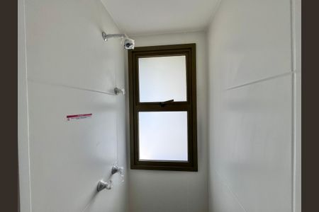 Apartamento à venda com 188m², 4 quartos e 3 vagasCozinha e Área de Serviço - Banheiro