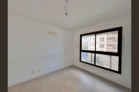 Apartamento à venda com 188m², 4 quartos e 3 vagasQuarto 1