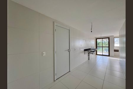 Apartamento à venda com 188m², 4 quartos e 3 vagasCozinha e Área de Serviço