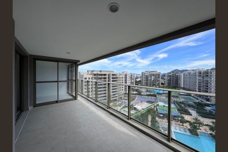 Apartamento à venda com 125m², 3 quartos e 2 vagasVaranda