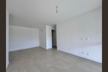 Apartamento à venda com 120m², 3 quartos e 2 vagasSala