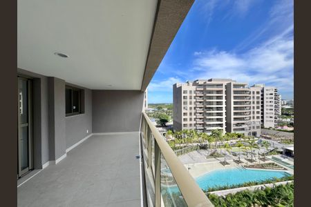 Apartamento à venda com 120m², 3 quartos e 2 vagasVaranda