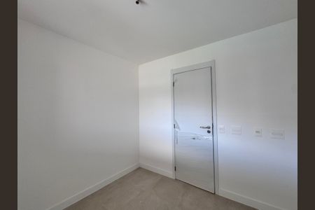 Apartamento à venda com 120m², 3 quartos e 2 vagasQuarto 2