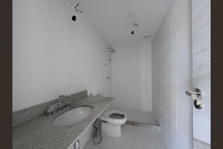 Apartamento à venda com 120m², 3 quartos e 2 vagasBanheiro Social