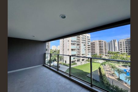 Apartamento à venda com 120m², 3 quartos e 2 vagasVaranda