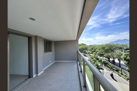 Apartamento à venda com 124m², 3 quartos e 2 vagasVaranda