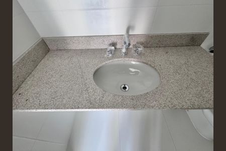 Apartamento à venda com 125m², 3 quartos e 2 vagasSuíte - Banheiro