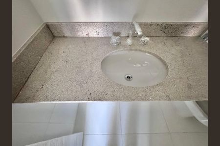 Apartamento à venda com 125m², 3 quartos e 2 vagasBanheiro Social