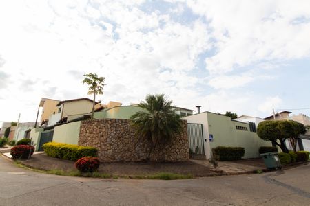 Casa à venda com 390m², 4 quartos e sem vagaFachada