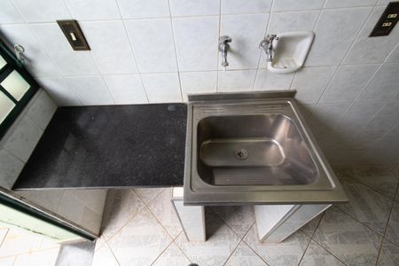 Casa à venda com 390m², 4 quartos e sem vagaÁrea de Serviço