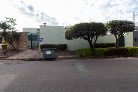 Casa à venda com 390m², 4 quartos e sem vagaFachada