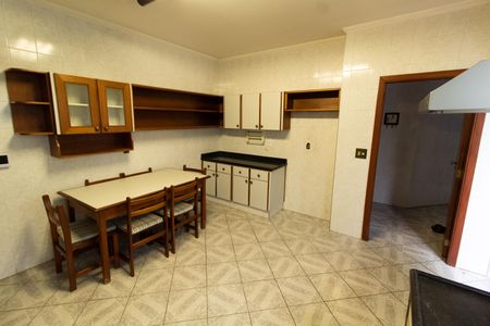 Casa à venda com 390m², 4 quartos e sem vagaCozinha