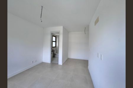 Apartamento à venda com 121m², 3 quartos e 2 vagasSuíte