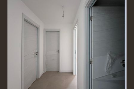 Apartamento à venda com 121m², 3 quartos e 2 vagasCorredor