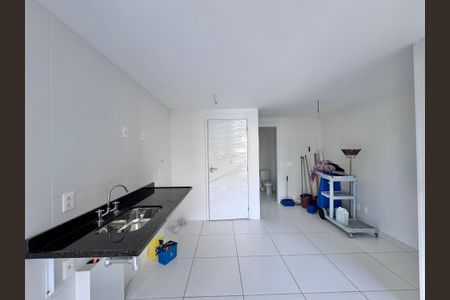 Apartamento à venda com 121m², 3 quartos e 2 vagasCozinha e Área de Serviço