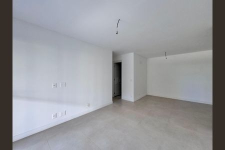 Apartamento à venda com 121m², 3 quartos e 2 vagasSala