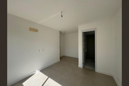 Apartamento à venda com 121m², 3 quartos e 2 vagasSuíte
