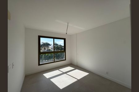 Apartamento à venda com 121m², 3 quartos e 2 vagas Apartamento à venda com 121m², 3 quartos e 2 vagasSuíte