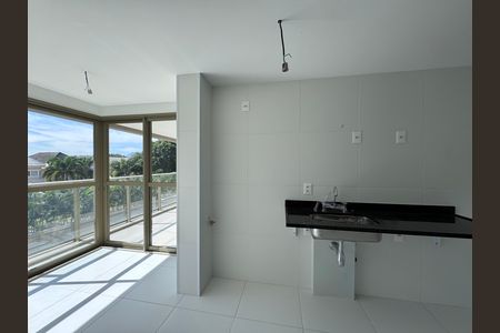 Apartamento à venda com 121m², 3 quartos e 2 vagas Apartamento à venda com 121m², 3 quartos e 2 vagasCozinha e Área de Serviço