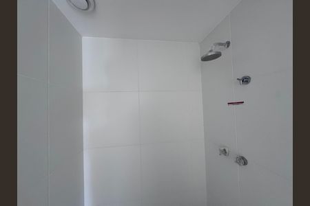 Apartamento à venda com 121m², 3 quartos e 2 vagas Apartamento à venda com 121m², 3 quartos e 2 vagasBanheiro Social