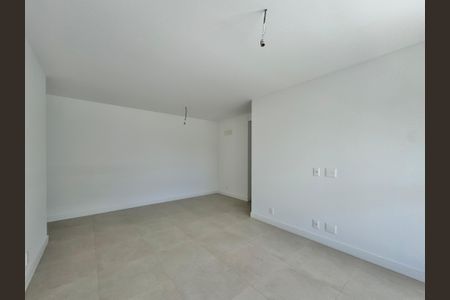 Apartamento à venda com 124m², 3 quartos e 2 vagasSala