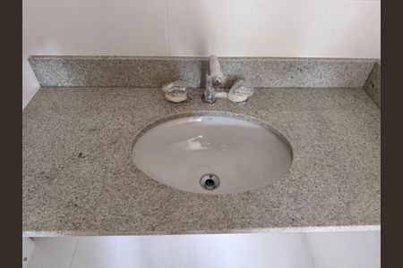 Apartamento à venda com 124m², 3 quartos e 2 vagasBanheiro Social