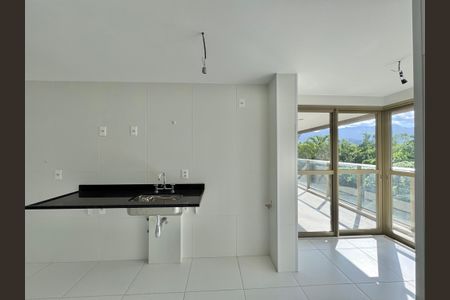 Apartamento à venda com 121m², 3 quartos e 2 vagasCozinha e Área de Serviço