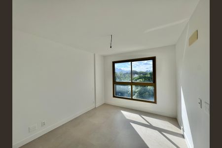 Apartamento à venda com 121m², 3 quartos e 2 vagasSuíte